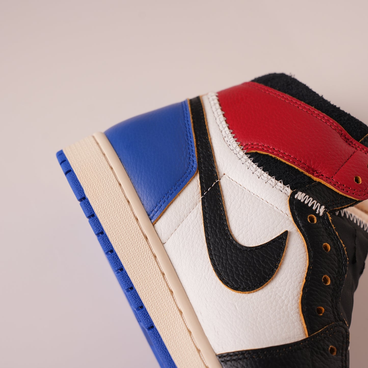 Union LA x Air Jordan 1 Retro Lightning UN IO7847-002