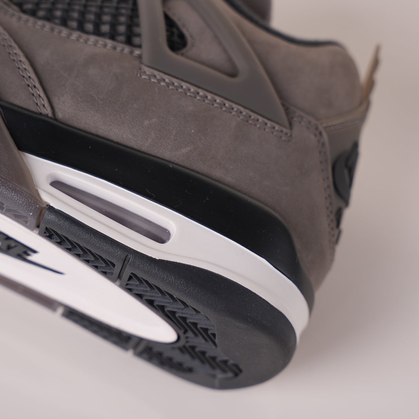 Air Jordan 4 Retro 'Cave Stone' FV5029-200