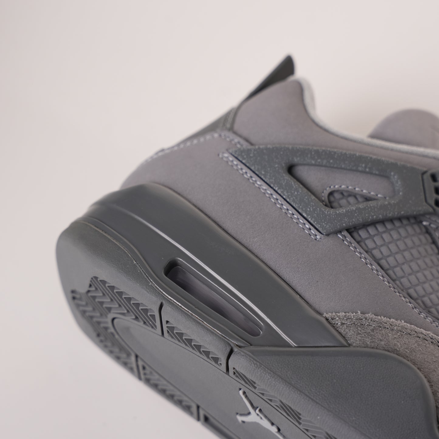 Air Jordan 4 Retro 'Wolf Grey'
