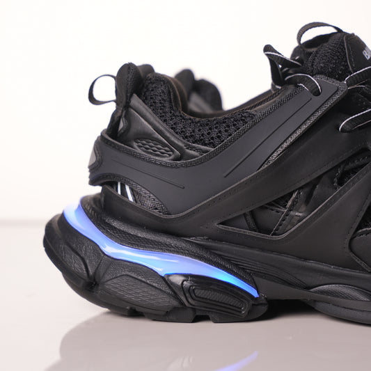 Balenciaga Track Black 555032 W1GB7 1000 (LED)