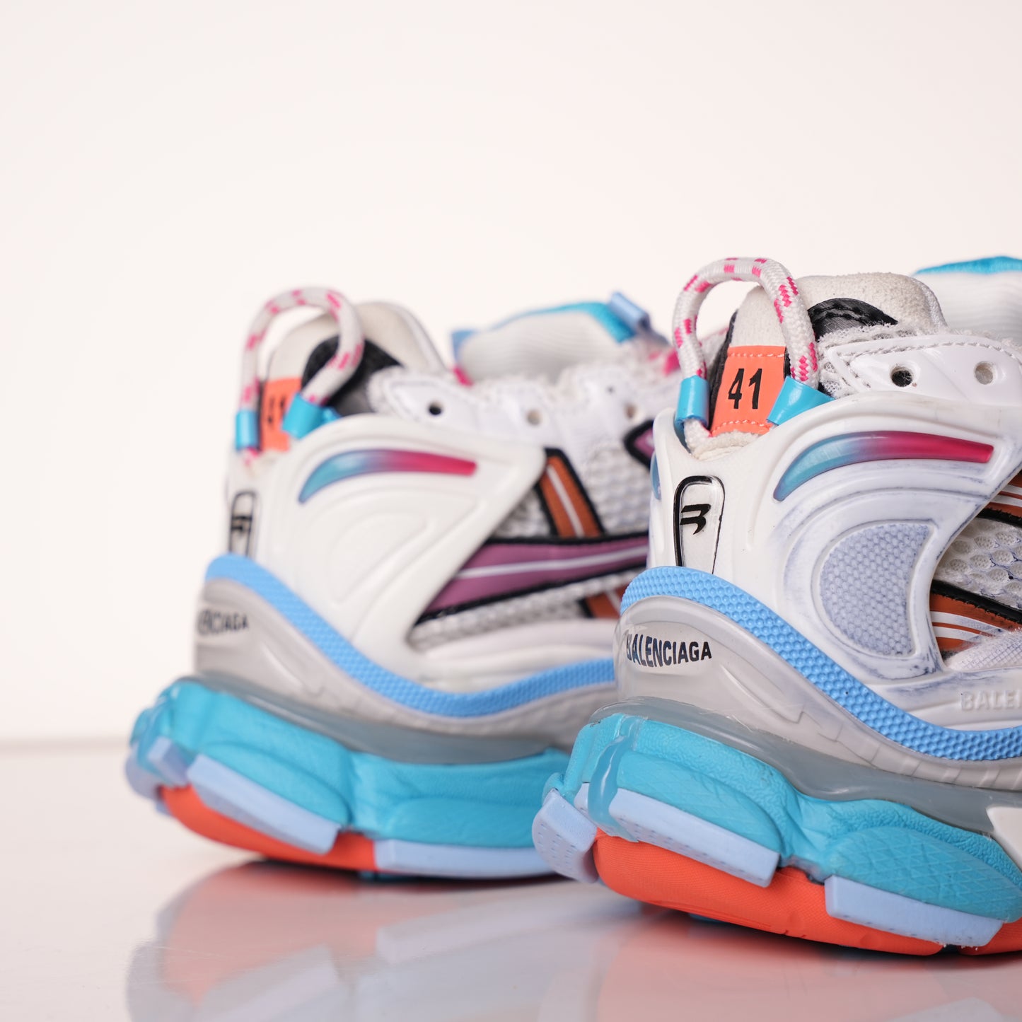 Balenciaga Wmns Runner Sneaker 'Grey Multi-Color' 772767 W3RMU 9458