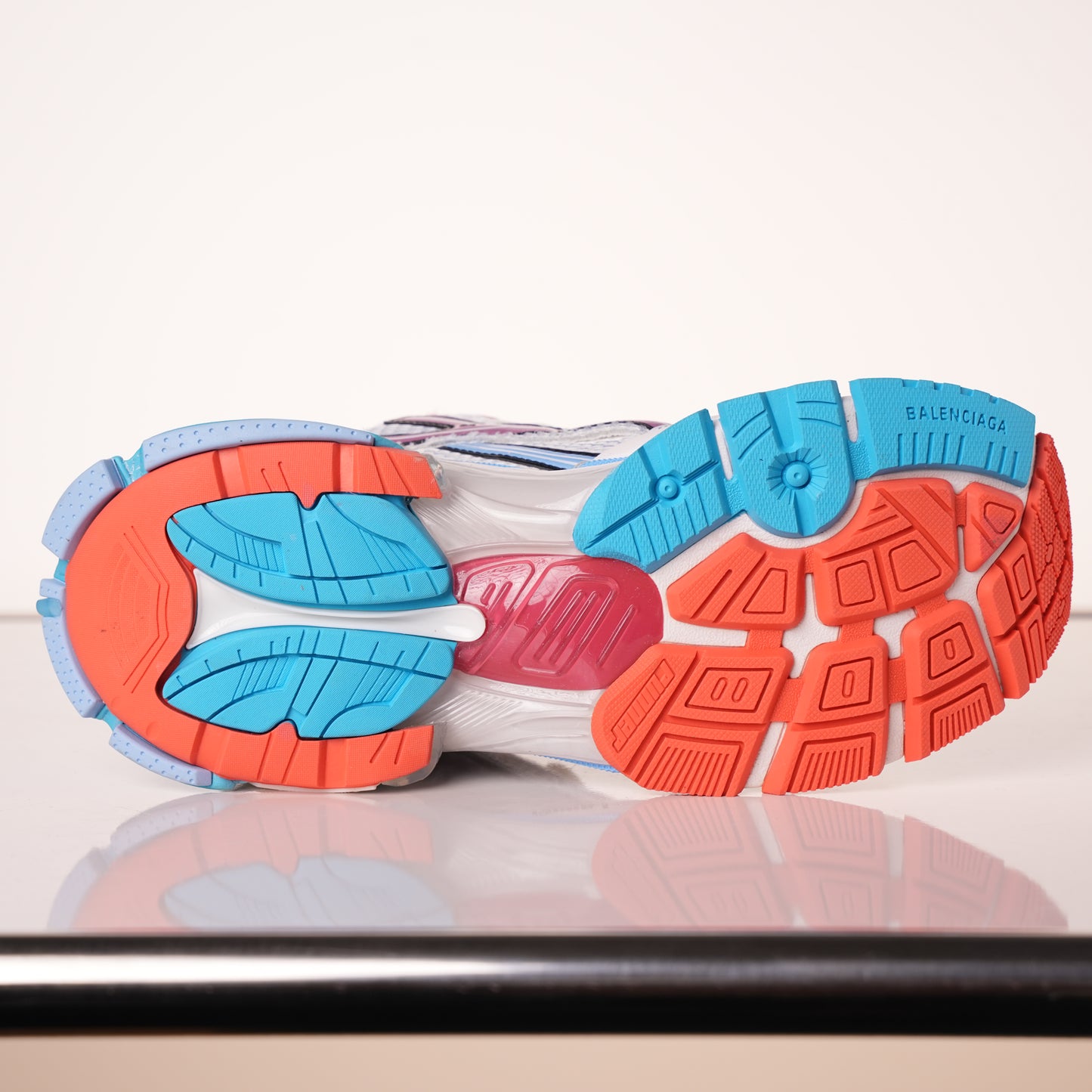 Balenciaga Wmns Runner Sneaker 'Grey Multi-Color' 772767 W3RMU 9458