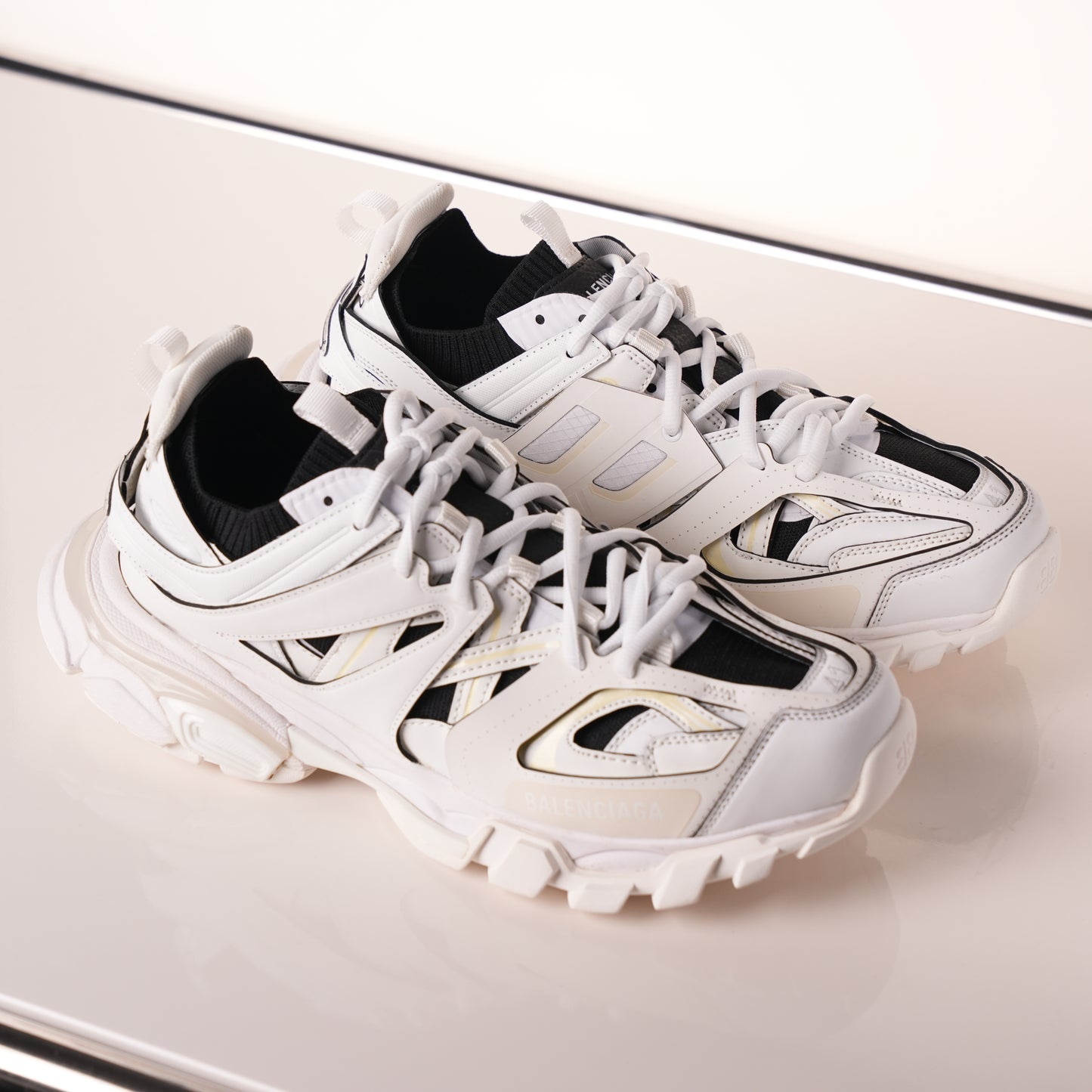 Balenciaga Track White Black 542023 W3AC1 9010 (NO LED)