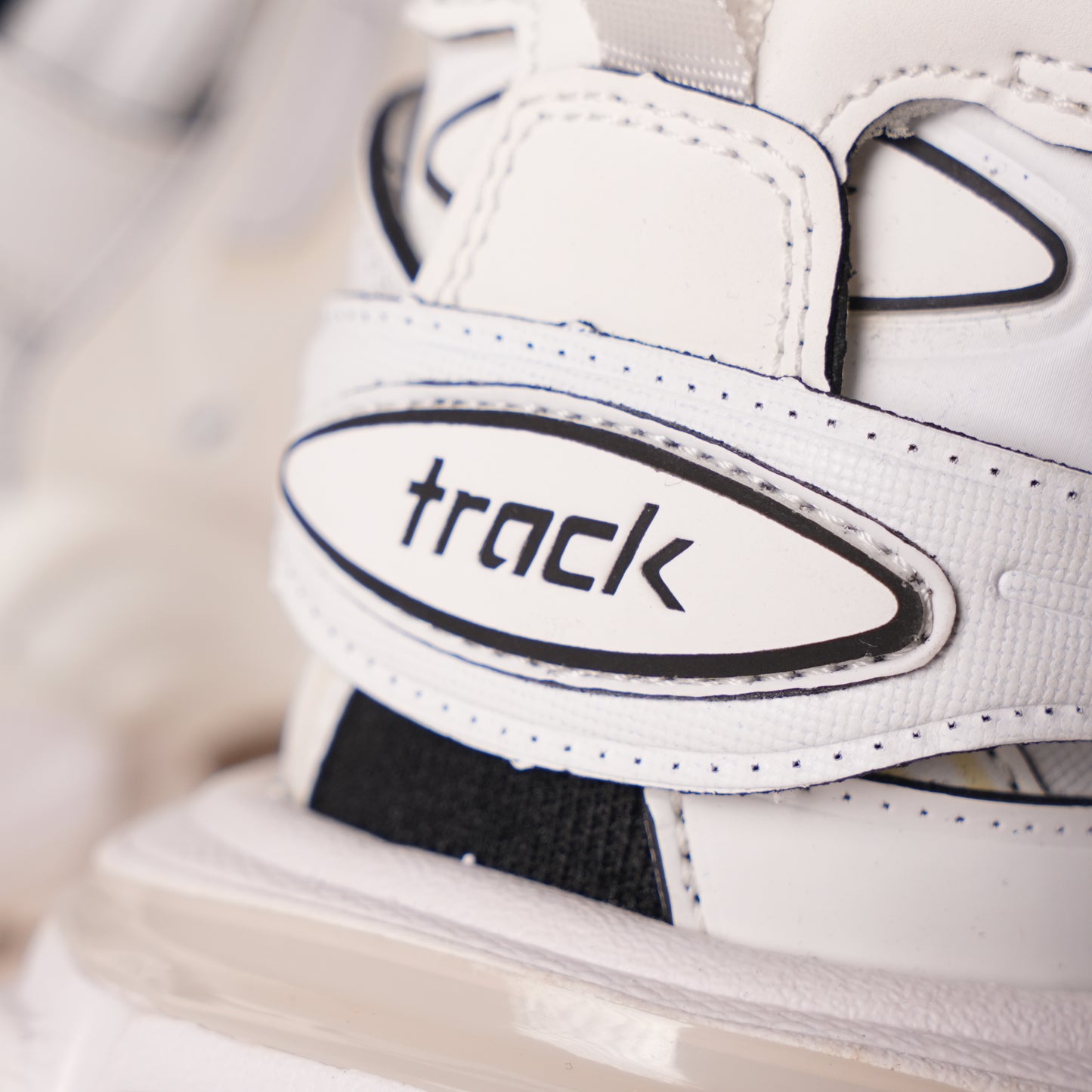 Balenciaga Track White Black 542023 W3AC1 9010 (NO LED)