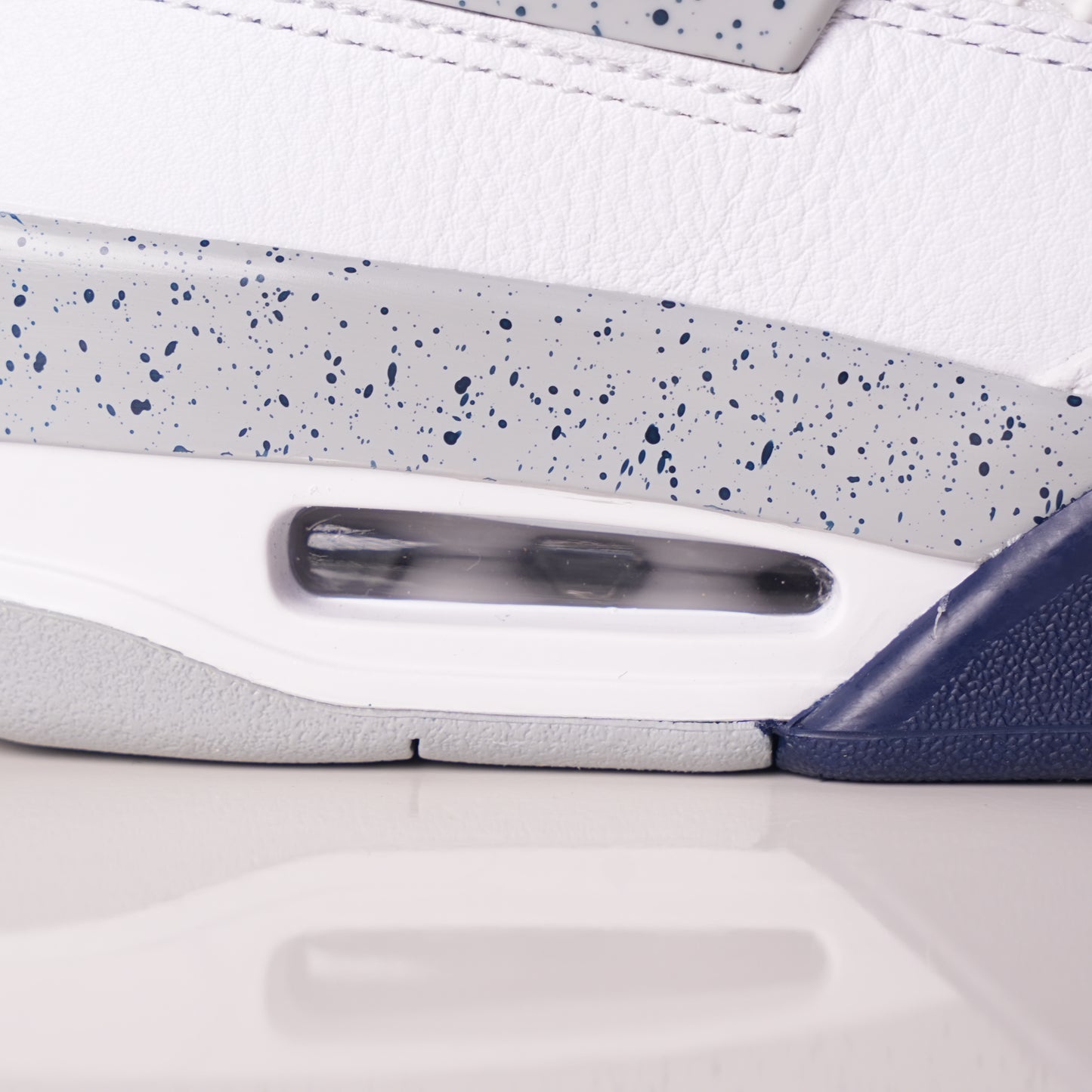Air Jordan 4 Retro Midnight Navy DH6927-140