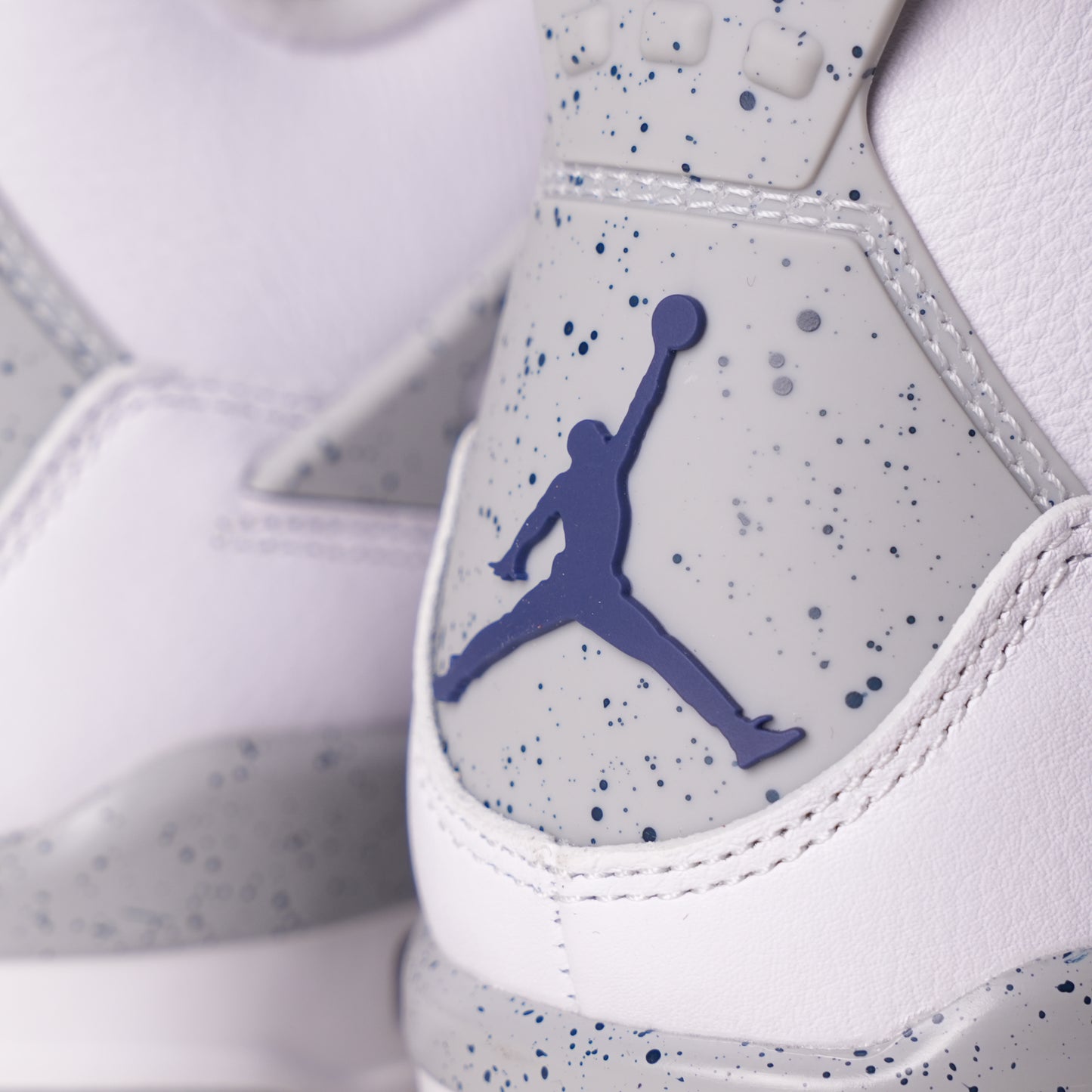 Air Jordan 4 Retro Midnight Navy DH6927-140