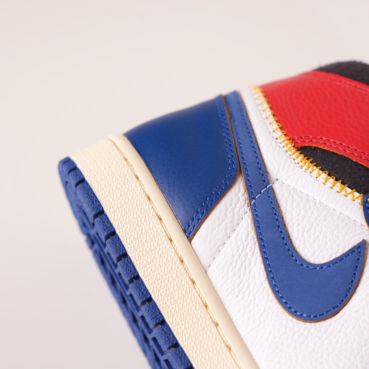 Air Jordan 1 Retro High Union Los Angeles Blue Toe BV1300-146