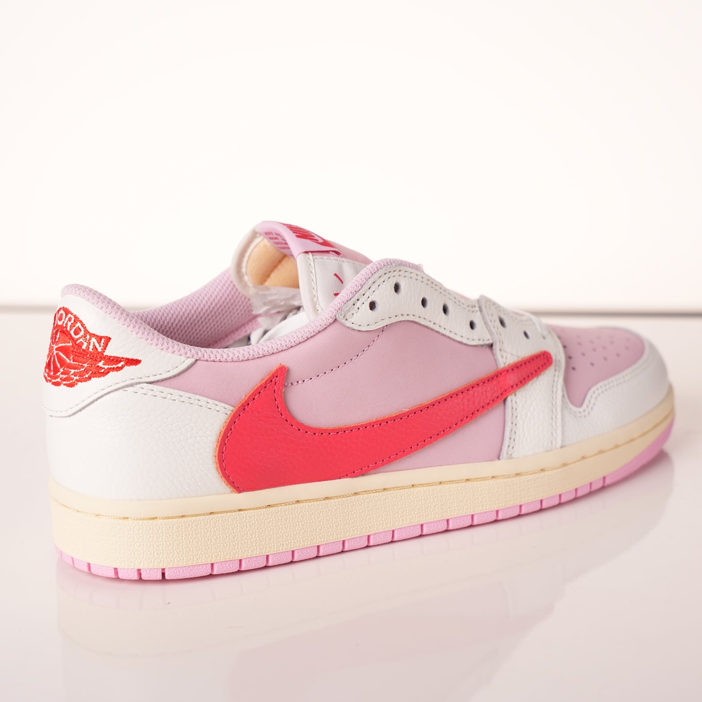 Travis Scott x Air Jordan 1 Retro Low OG 'Sail Tropical Pink' IQ7604-101