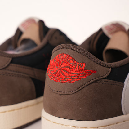 Air Jordan 1 Retro Low OG SP Travis Scott CQ4277-001