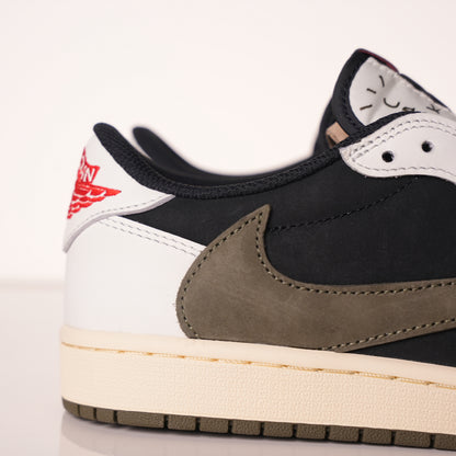 Air Jordan 1 Retro Low OG SP Travis Scott Olive (W) DZ4137-106