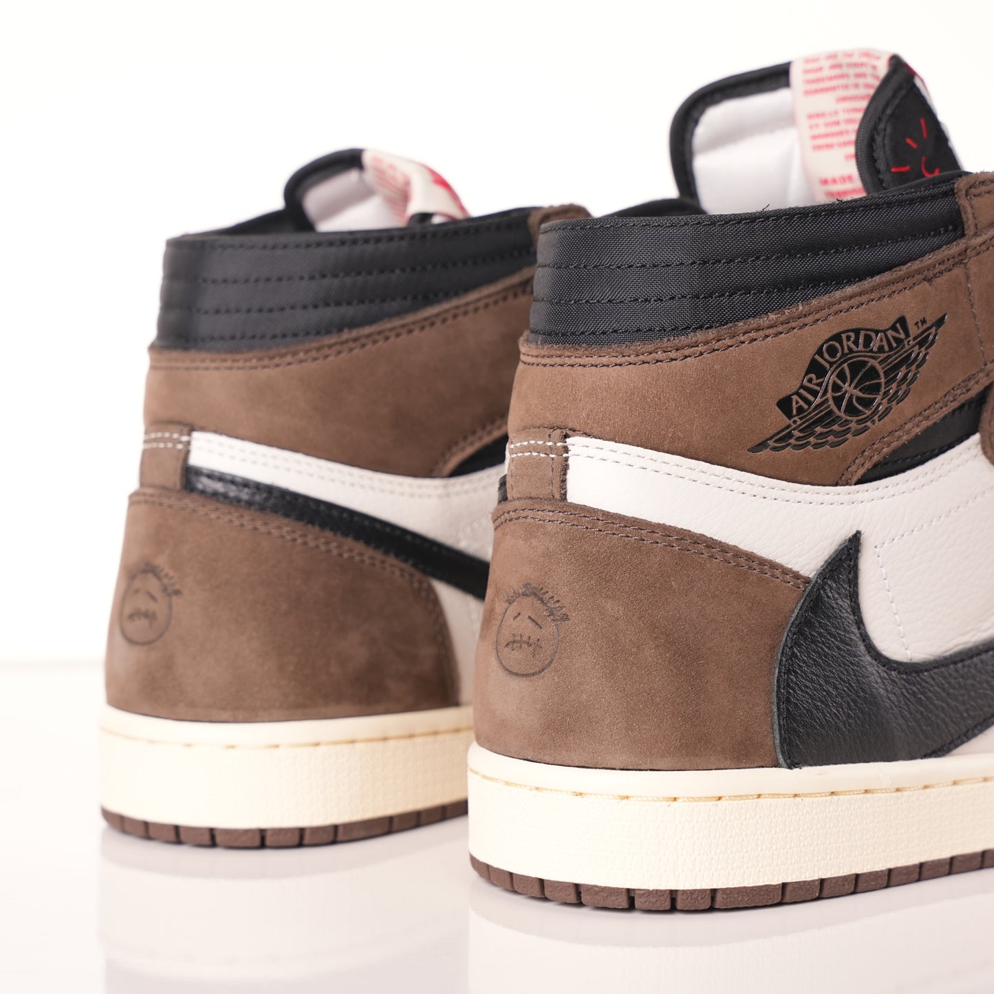 Air Jordan 1 Retro High Travis Scott CD4487-100