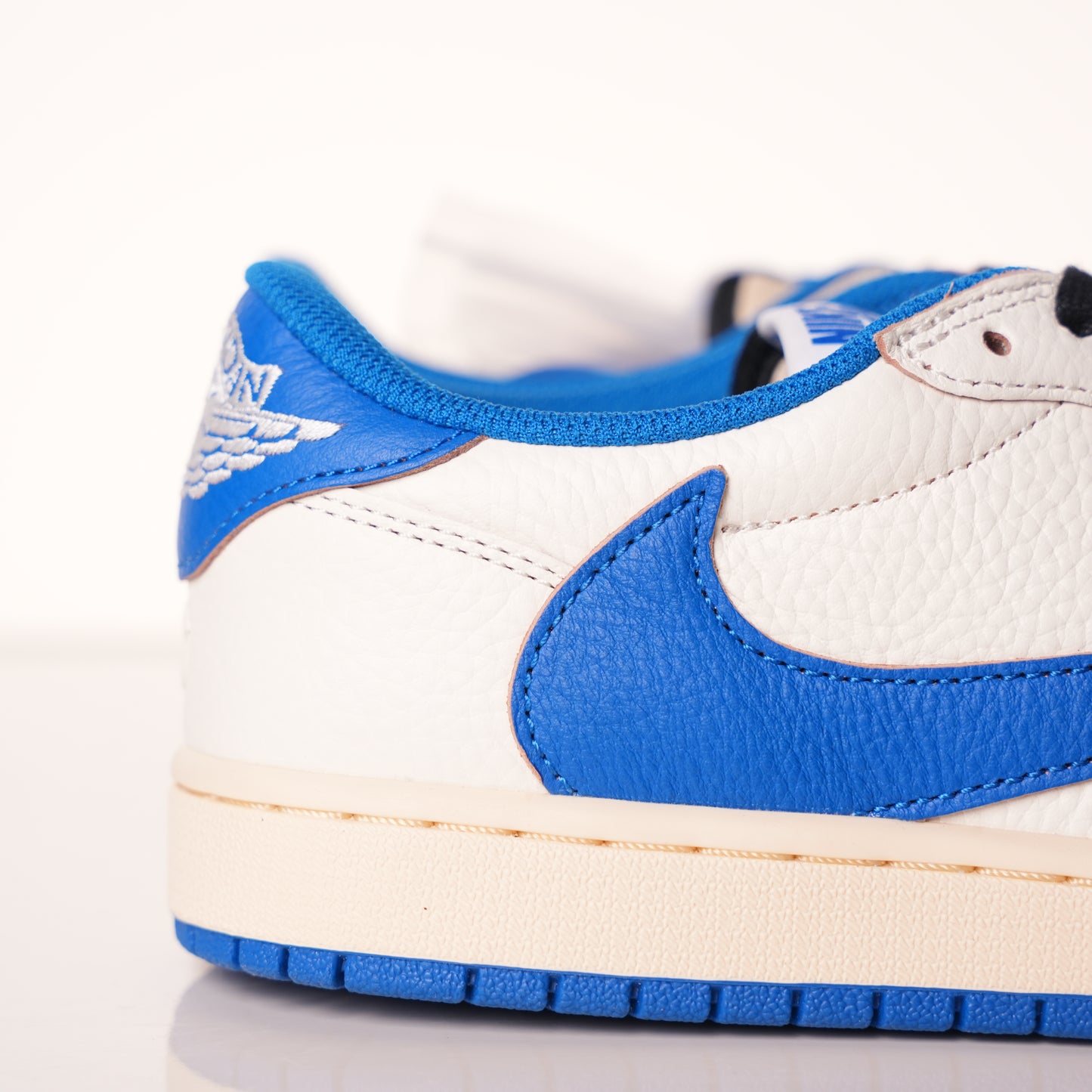 Fragment Design x Travis Scott x Air Jordan 1 Retro Low DM7866-104
