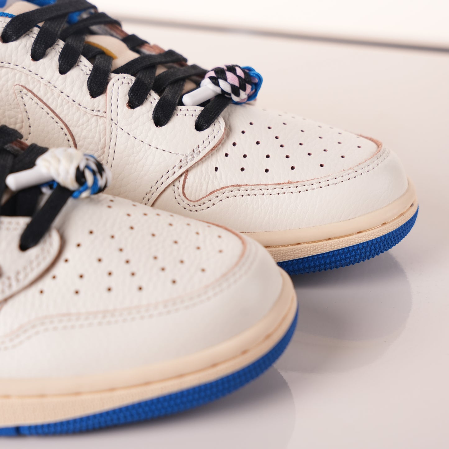 Fragment Design x Travis Scott x Air Jordan 1 Retro Low DM7866-104