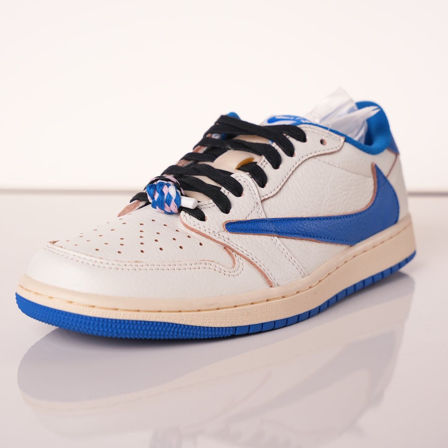 Fragment Design x Travis Scott x Air Jordan 1 Retro Low DM7866-104