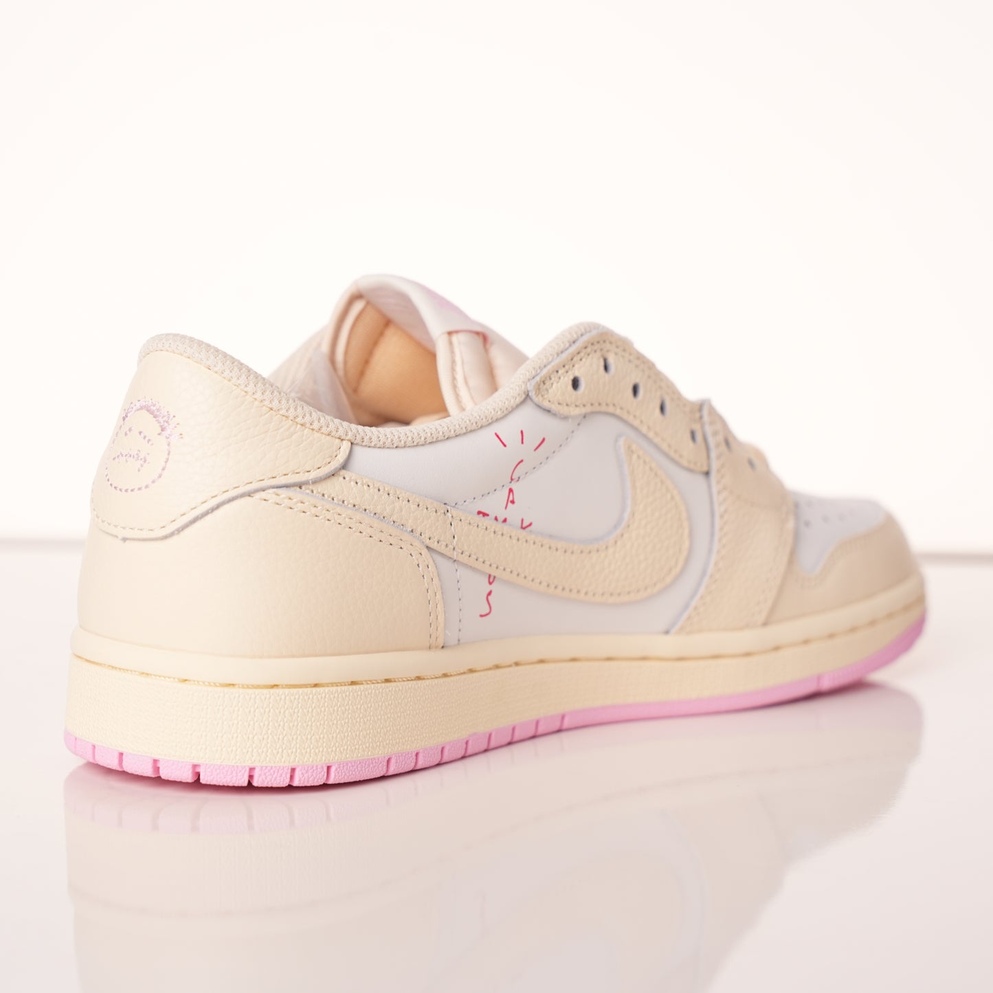 Travis Scott x Air Jordan 1 Low OG Sail Shy Pink