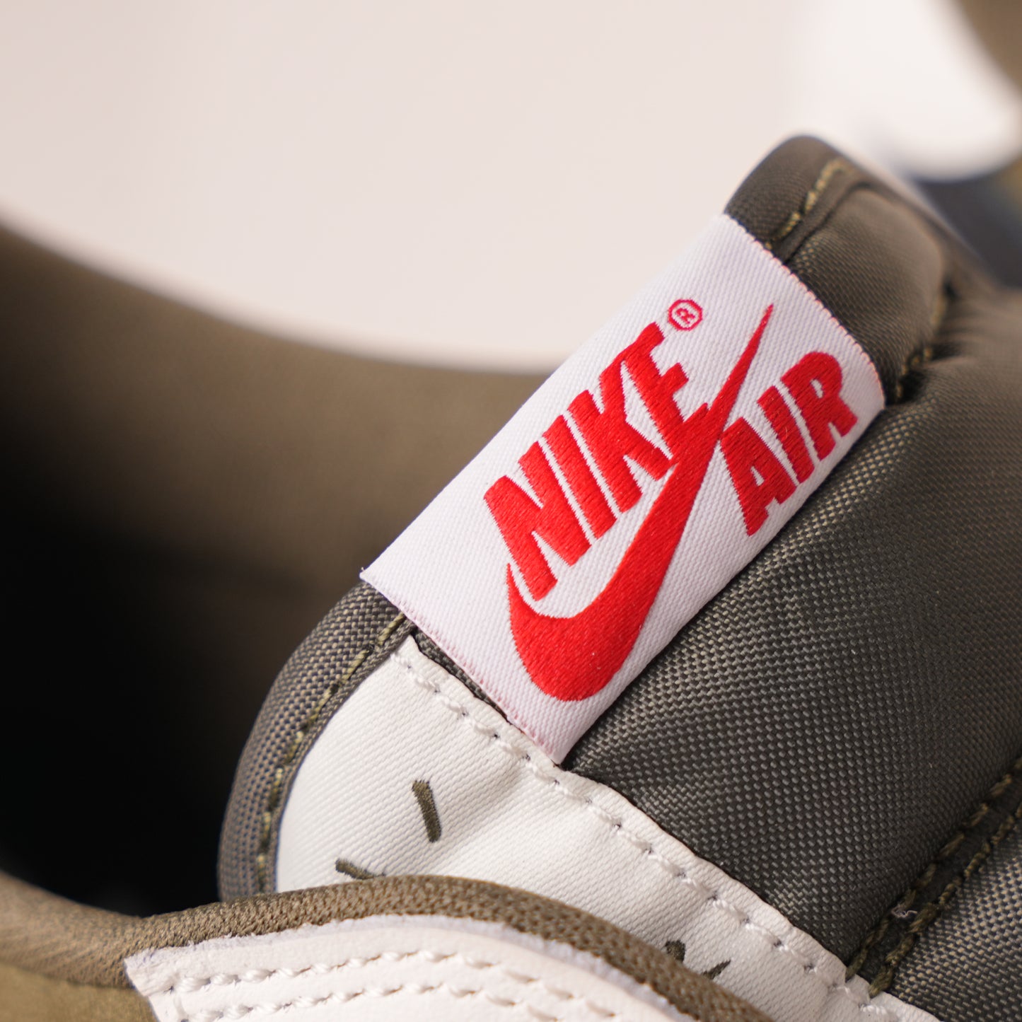 Air Jordan 1 Retro Low OG SP Travis Scott Medium Olive DM7866-200