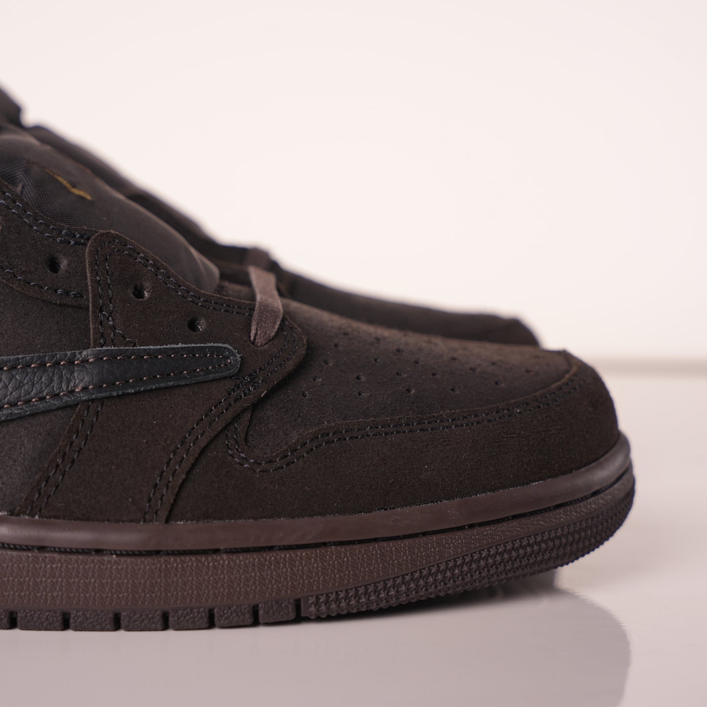 Travis Scott x Air Jordan 1 Low OG SP 'Velvet Brown' DM7866-202