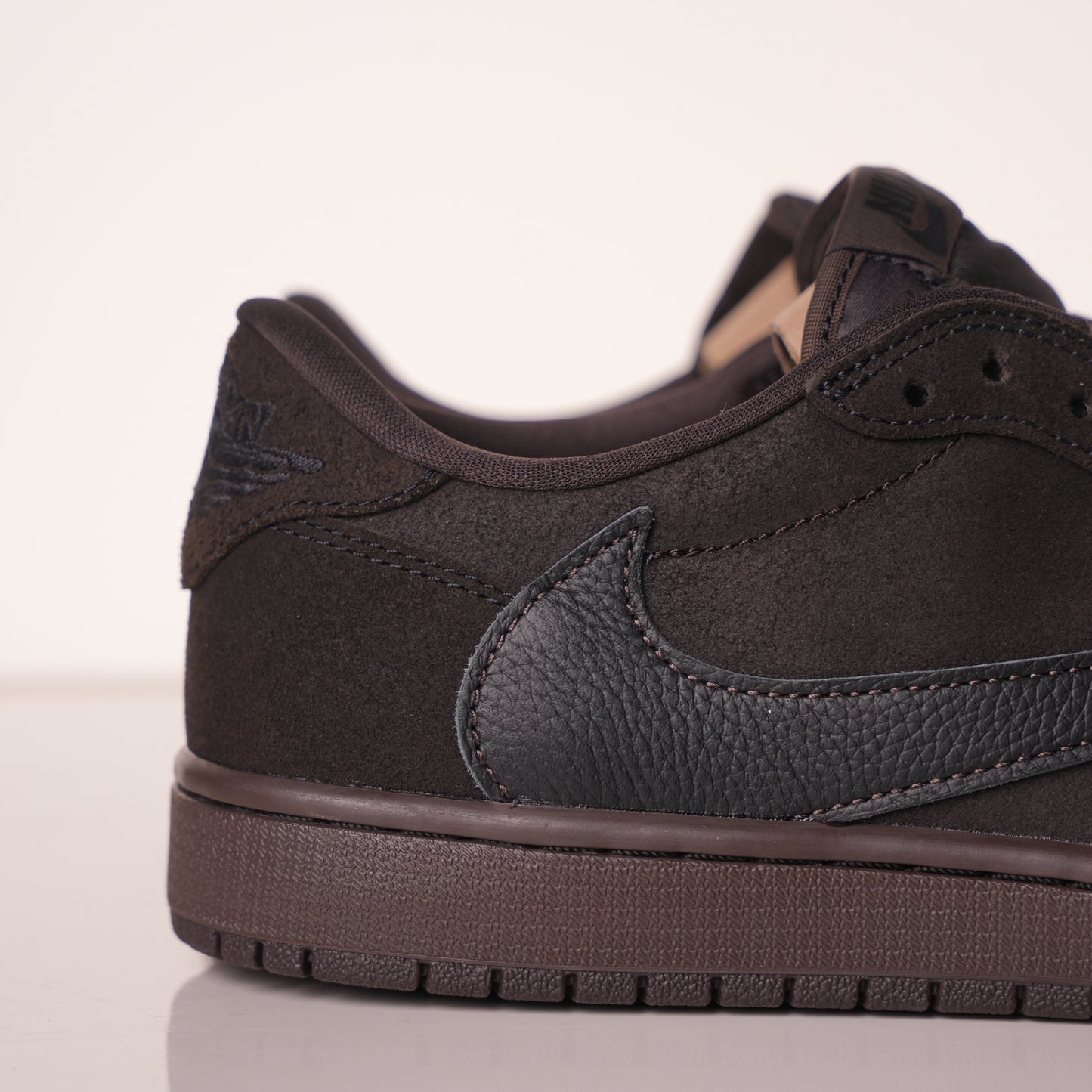 Travis Scott x Air Jordan 1 Low OG SP 'Velvet Brown' DM7866-202