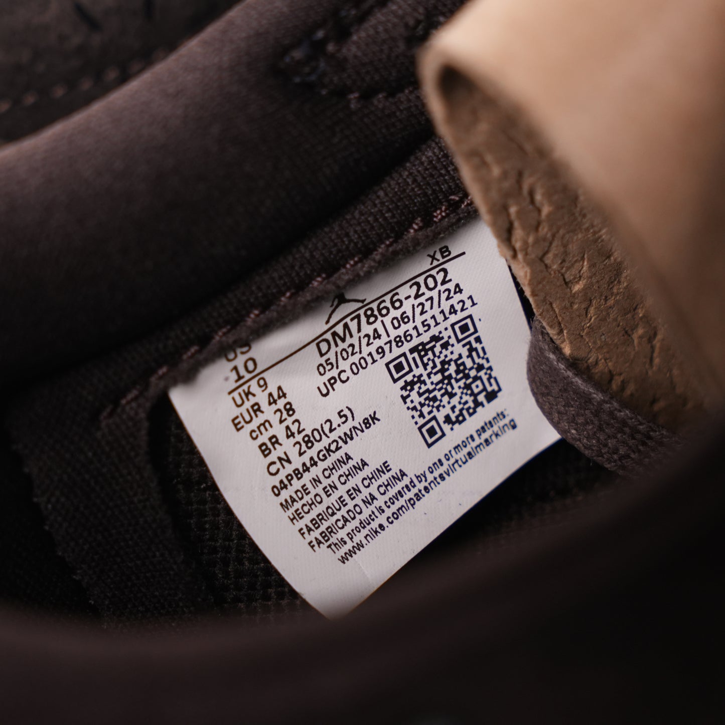 Travis Scott x Air Jordan 1 Low OG SP 'Velvet Brown' DM7866-202