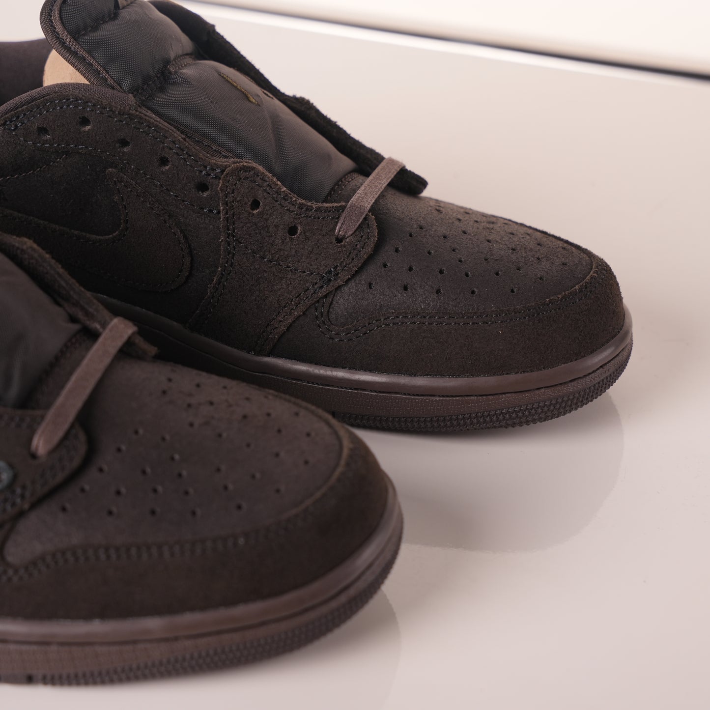 Travis Scott x Air Jordan 1 Low OG SP 'Velvet Brown' DM7866-202