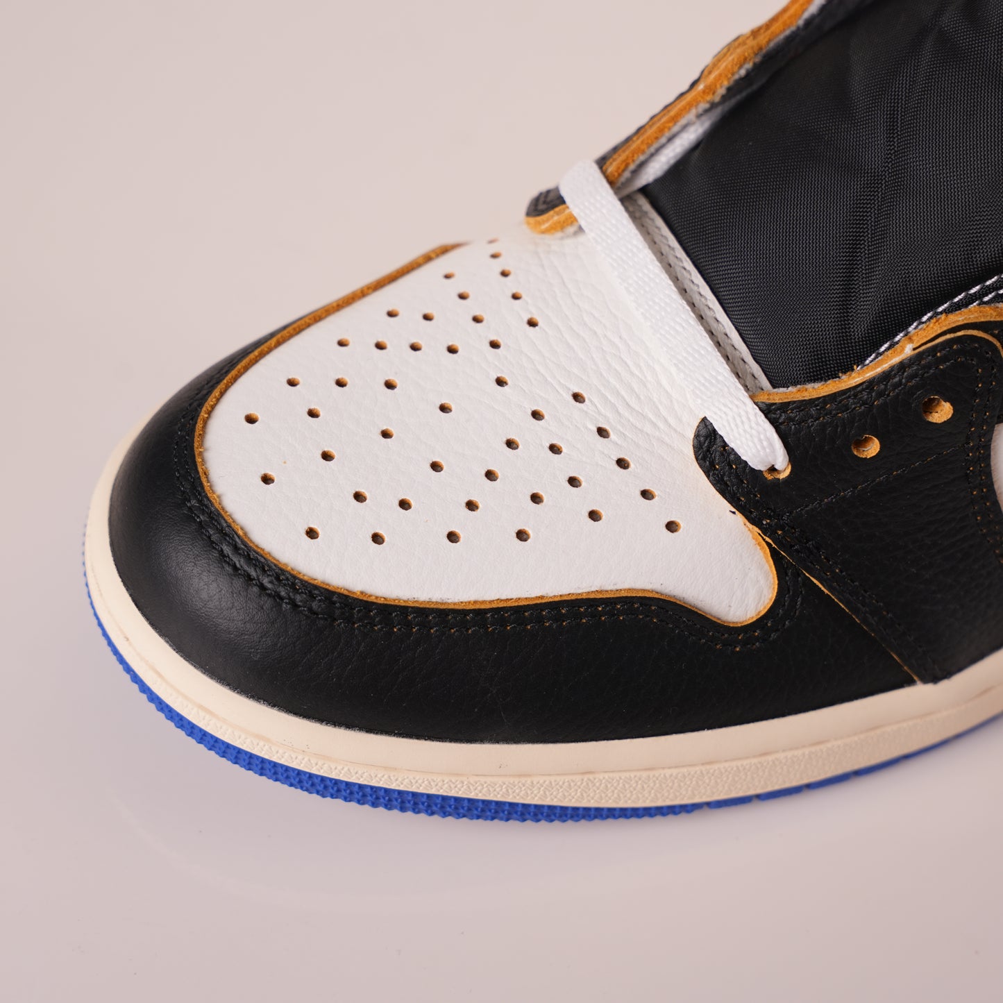 Union LA x Air Jordan 1 Retro Lightning UN IO7847-002