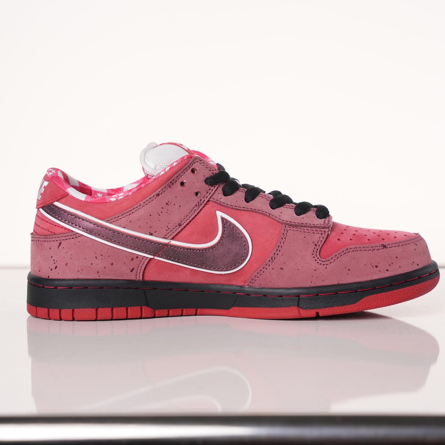 Nike SB Dunk Low Concepts Red Lobster