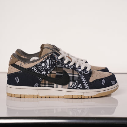 Nike SB Dunk Low Travis Scott