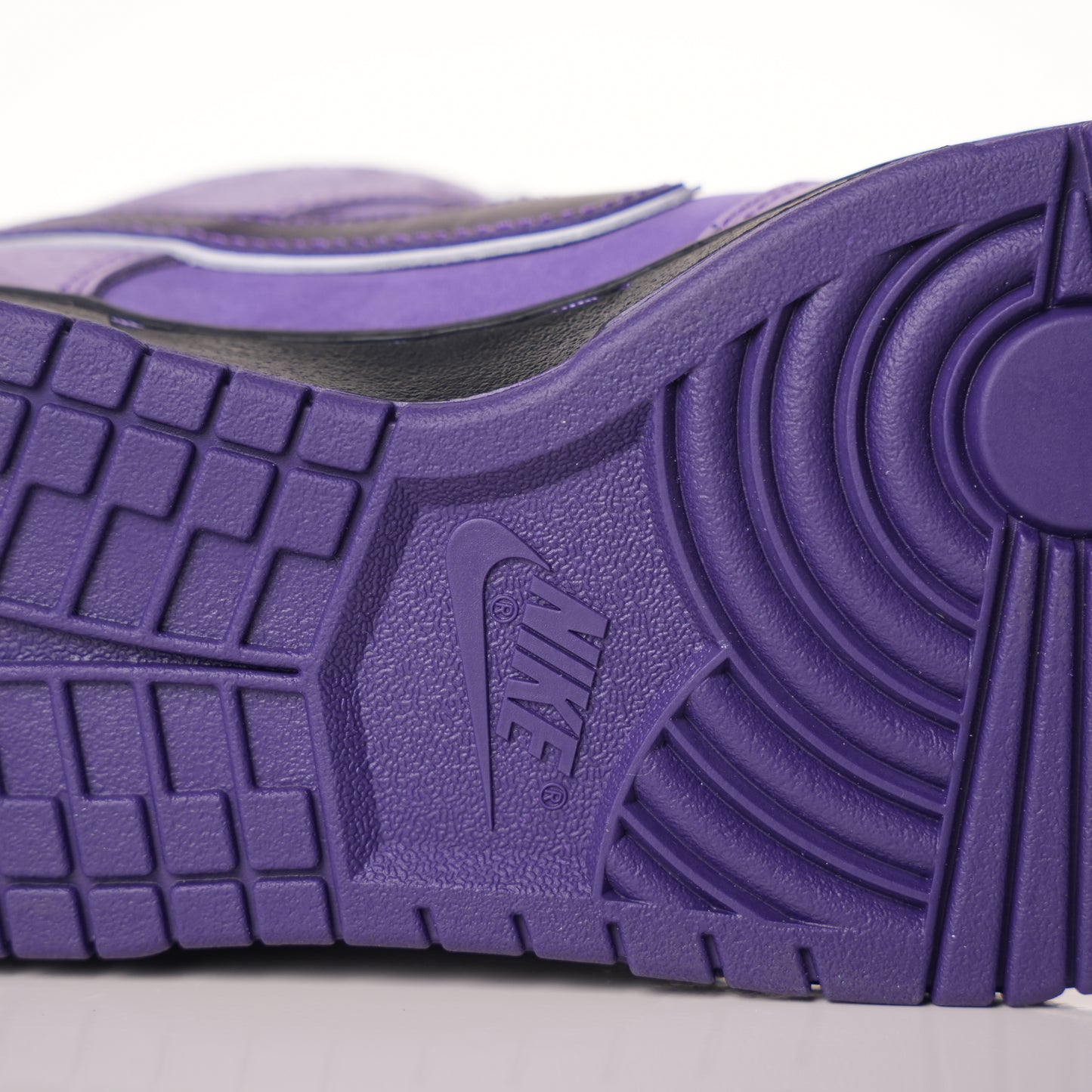 Nike SB Dunk Low Pro OG QS Purple Lobster