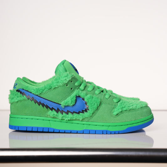 Nike SB Dunk Low Grateful Dead Bears green
