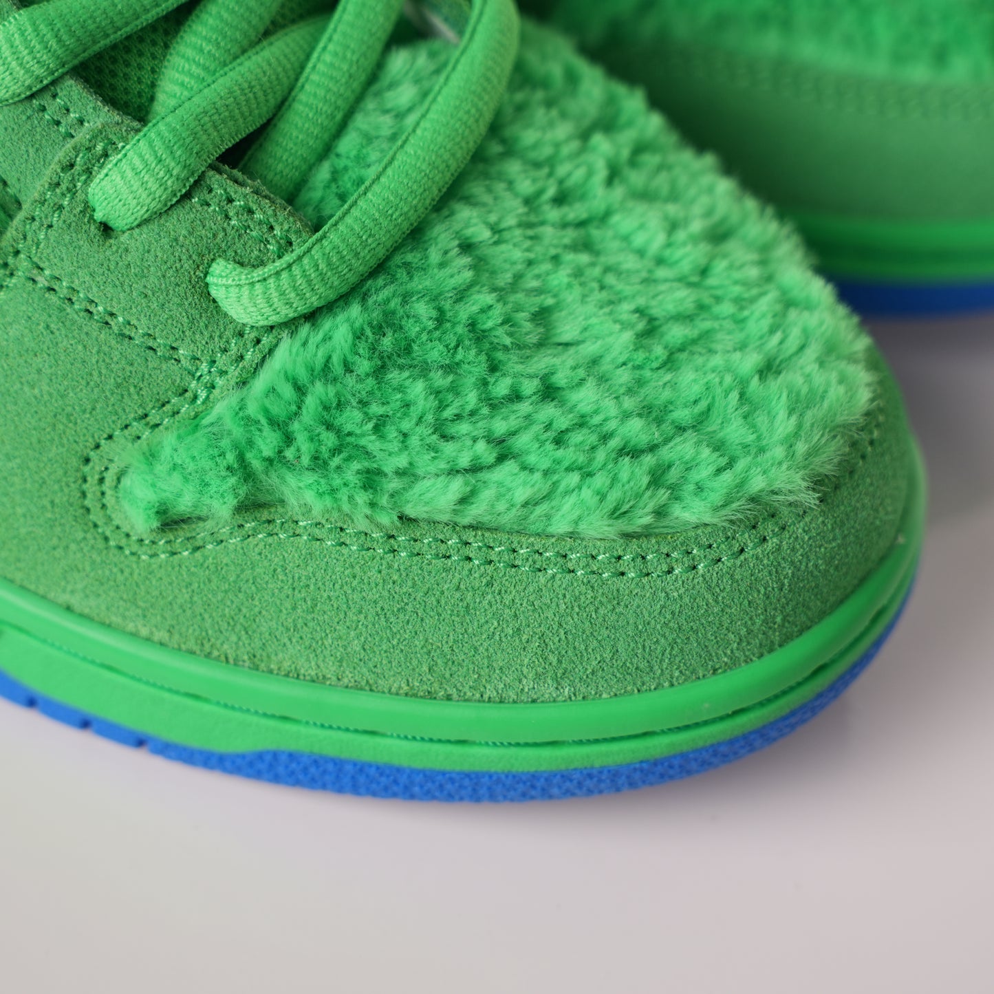Nike SB Dunk Low Grateful Dead Bears green