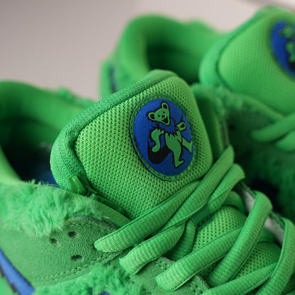 Nike SB Dunk Low Grateful Dead Bears green