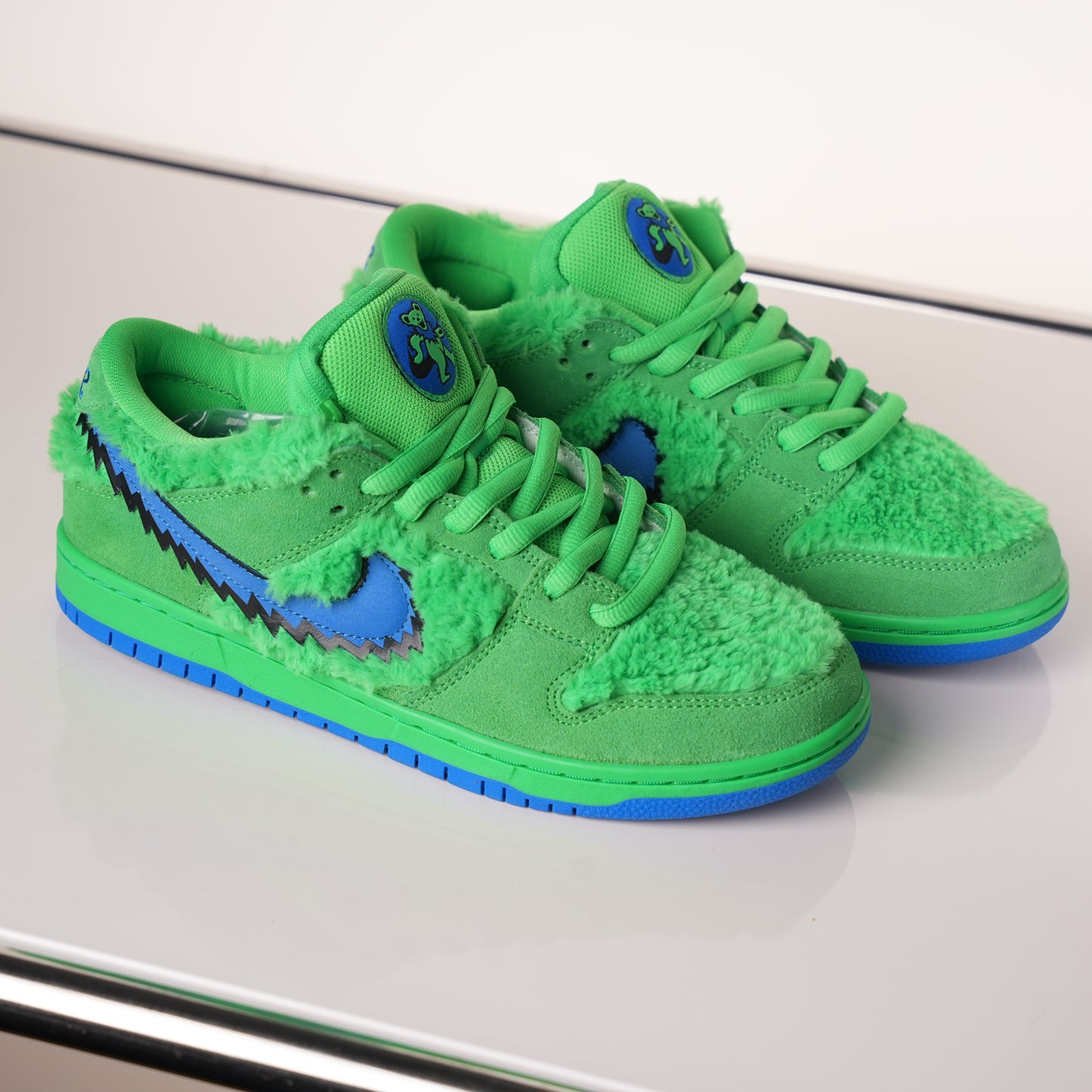 Nike SB Dunk Low Grateful Dead Bears green