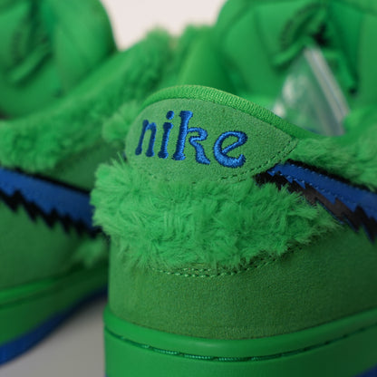 Nike SB Dunk Low Grateful Dead Bears green
