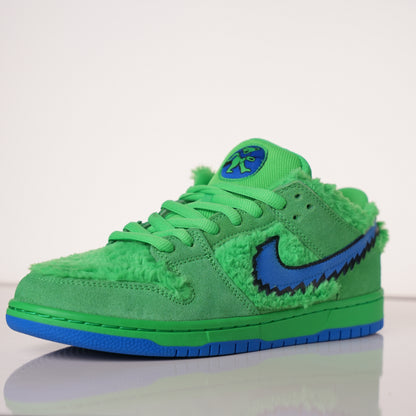 Nike SB Dunk Low Grateful Dead Bears green
