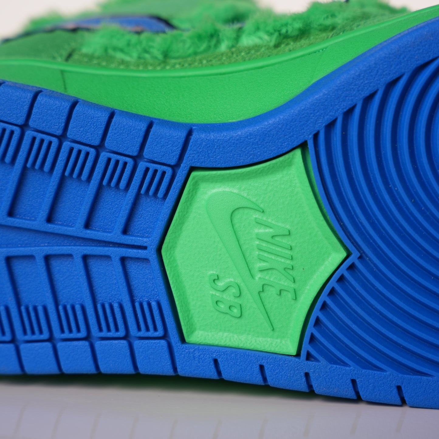 Nike SB Dunk Low Grateful Dead Bears green