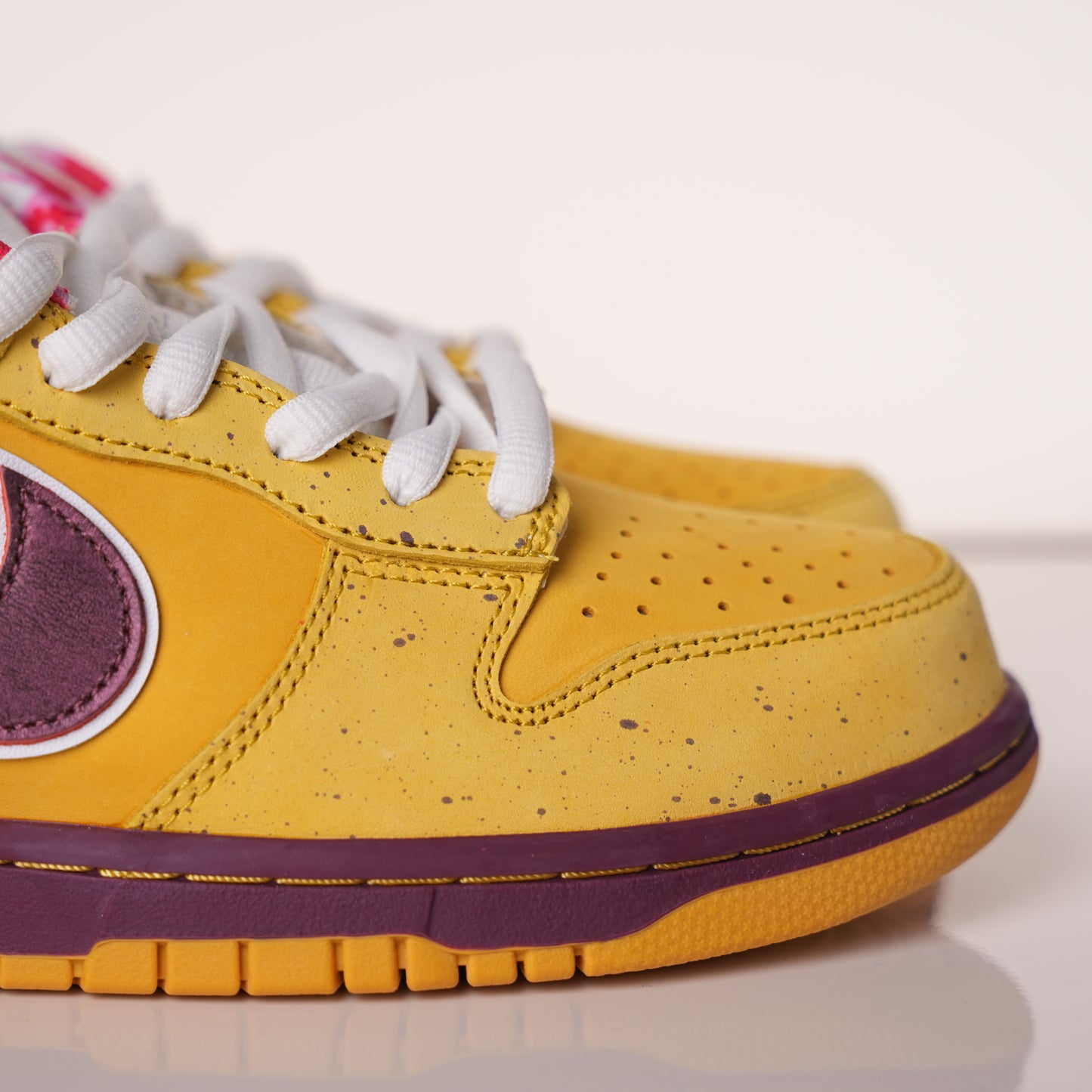 Nike SB Dunk Low Yellow Lobster 313170-137566