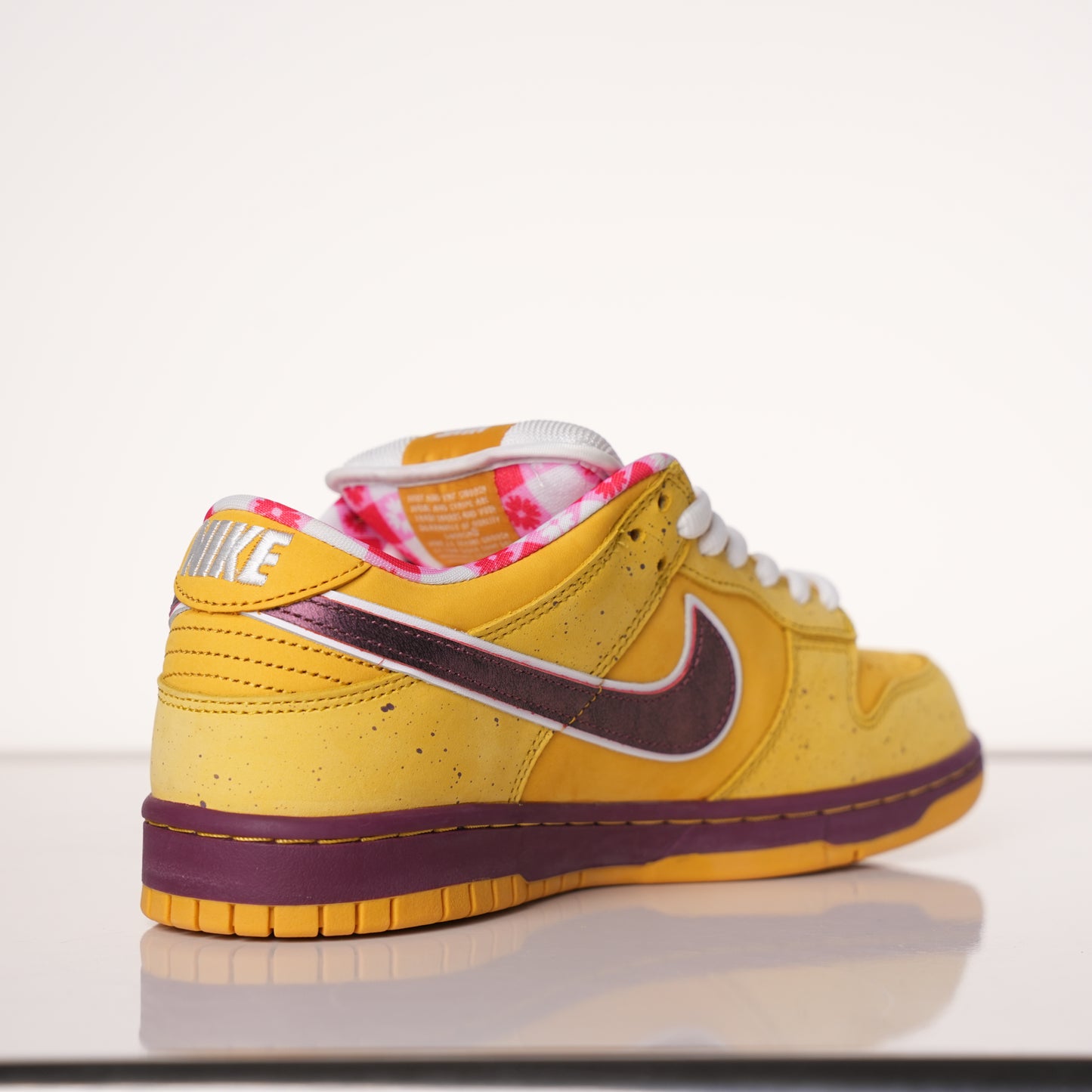 Nike SB Dunk Low Yellow Lobster 313170-137566