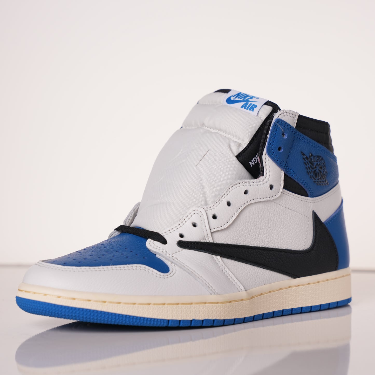 Air Jordan 1 Retro High OG SP Fragment x Travis Scott DH3227-105