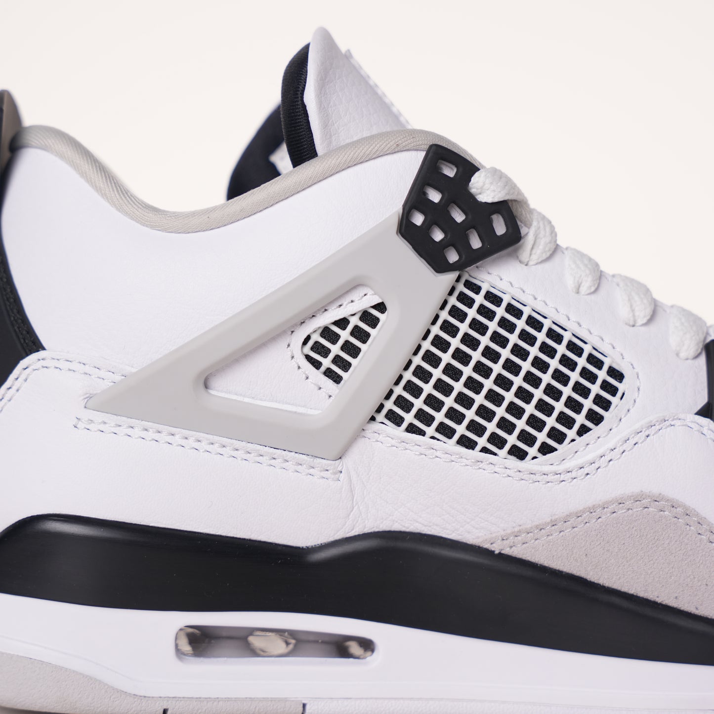 Air Jordan 4 Military Black DH6927-111