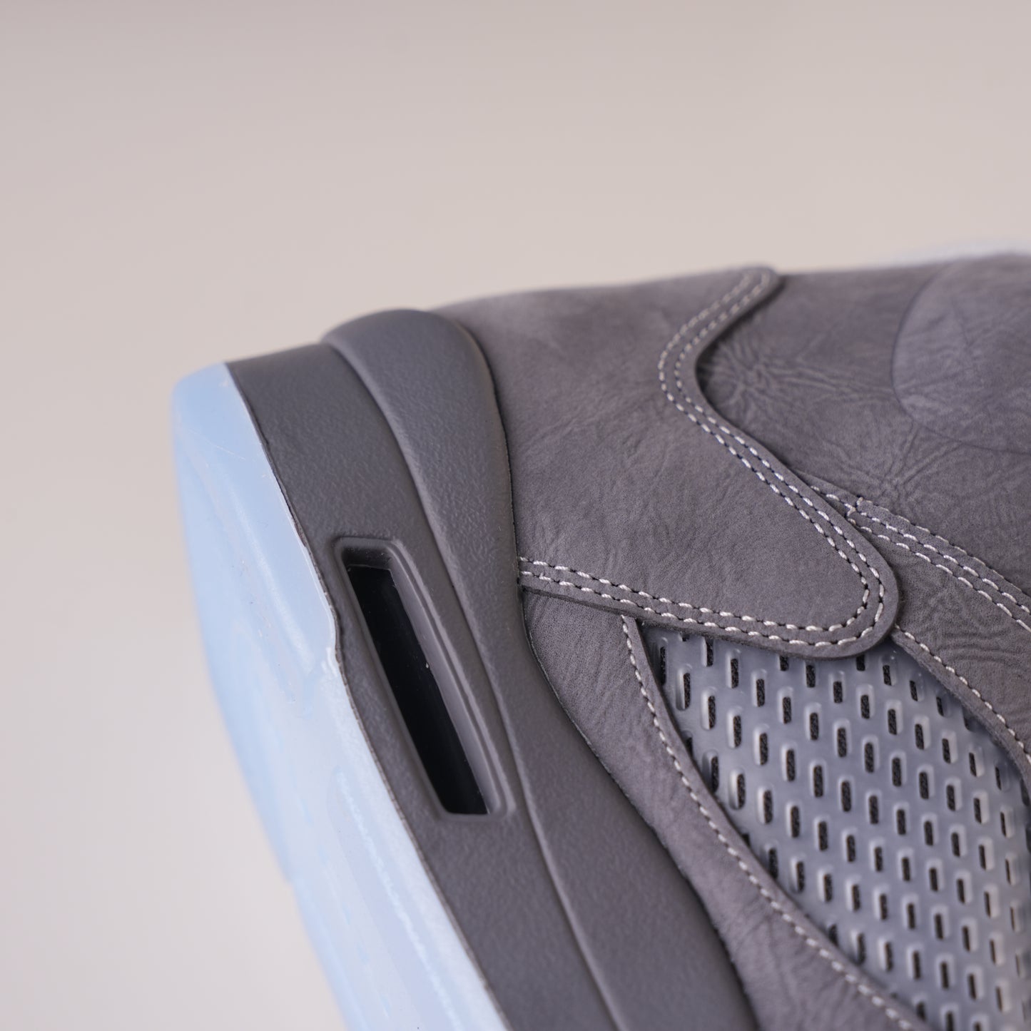 Air Jordan 5 Retro 'Wolf Grey' 2026 DD0587-002