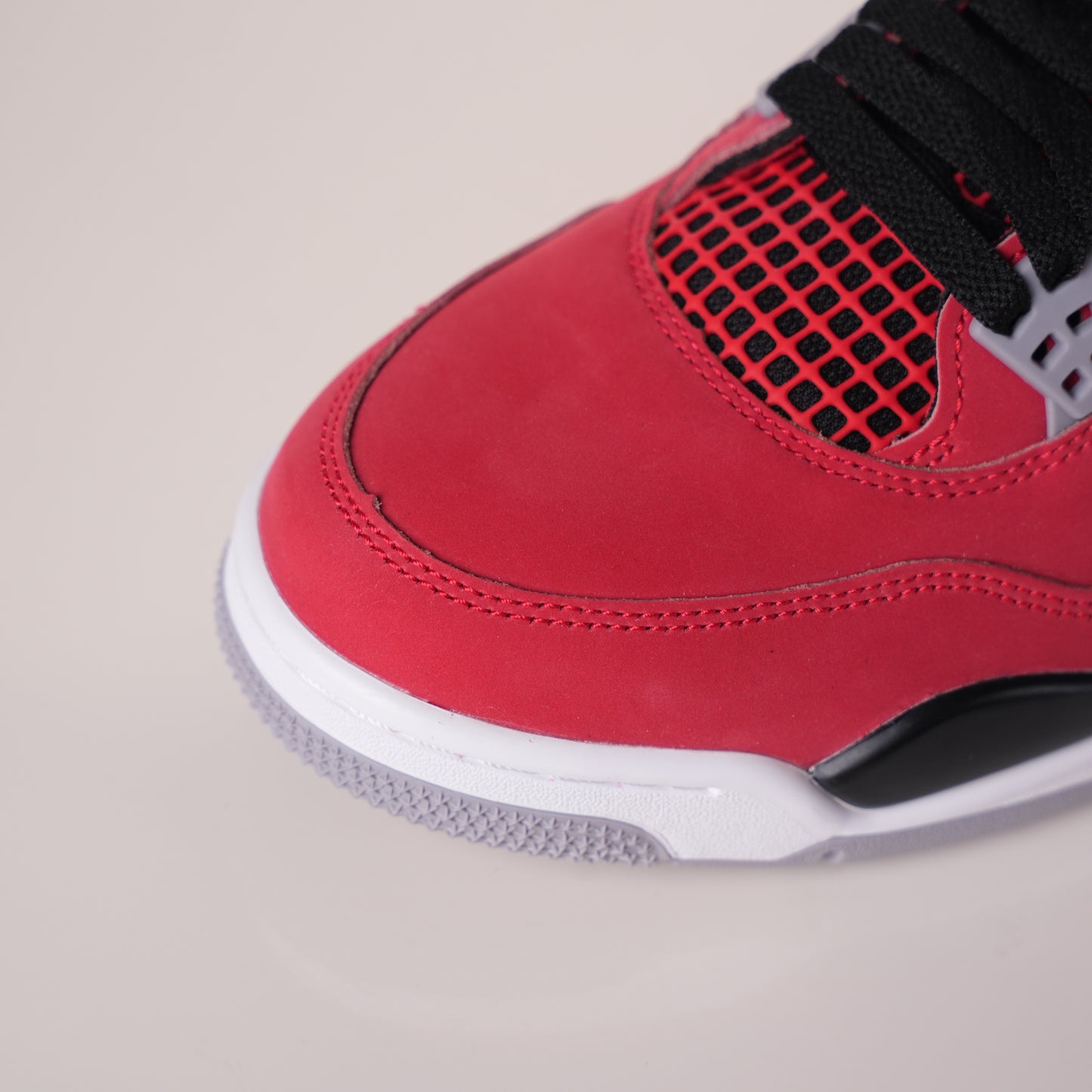 Air Jordan 4 Retro "Toro Bravo" (2026) FQ8138-600