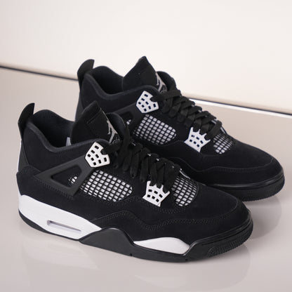 Air Jordan 4 White Thunder FQ8138-001