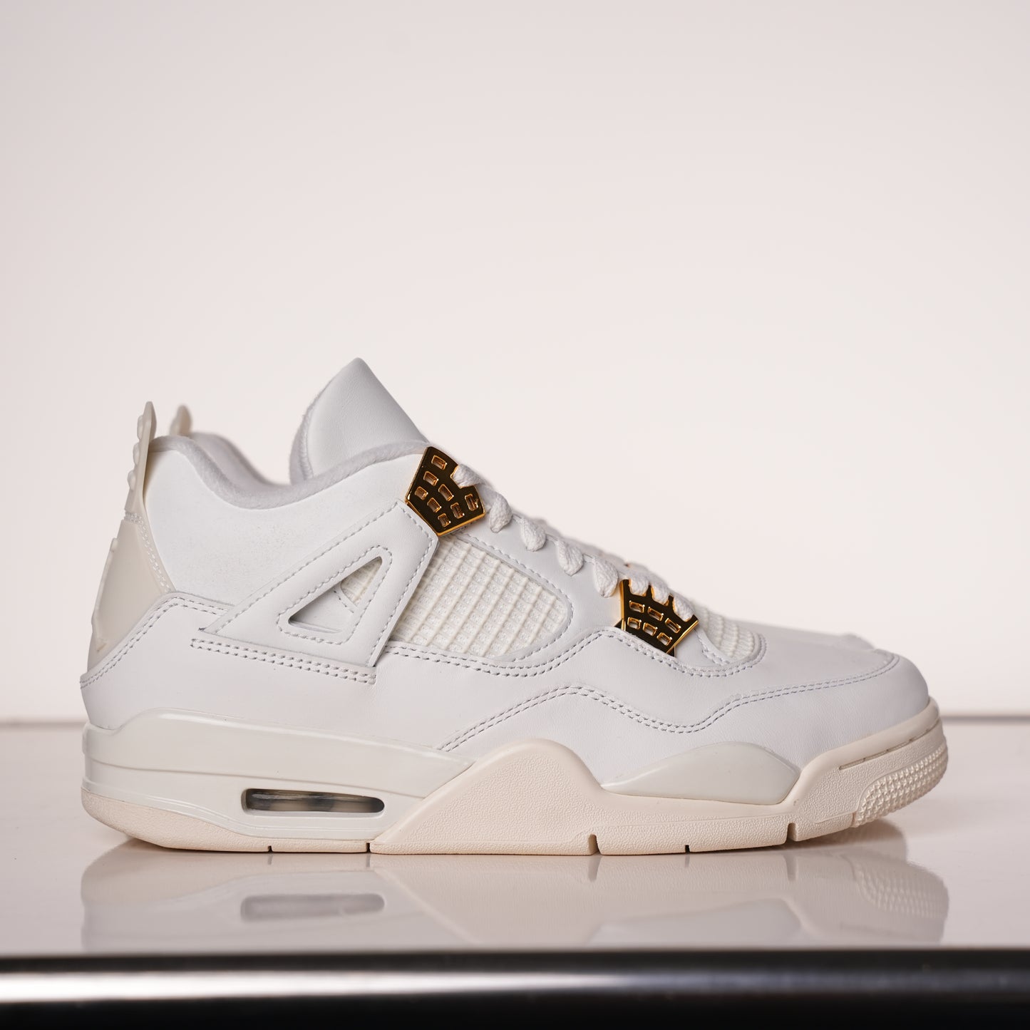 Air Jordan 4 Sail Metallic Gold AQ9129-170