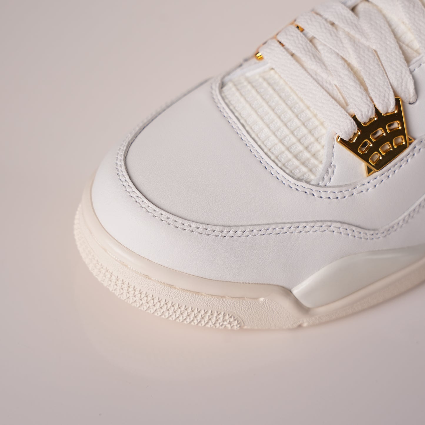 Air Jordan 4 Sail Metallic Gold AQ9129-170