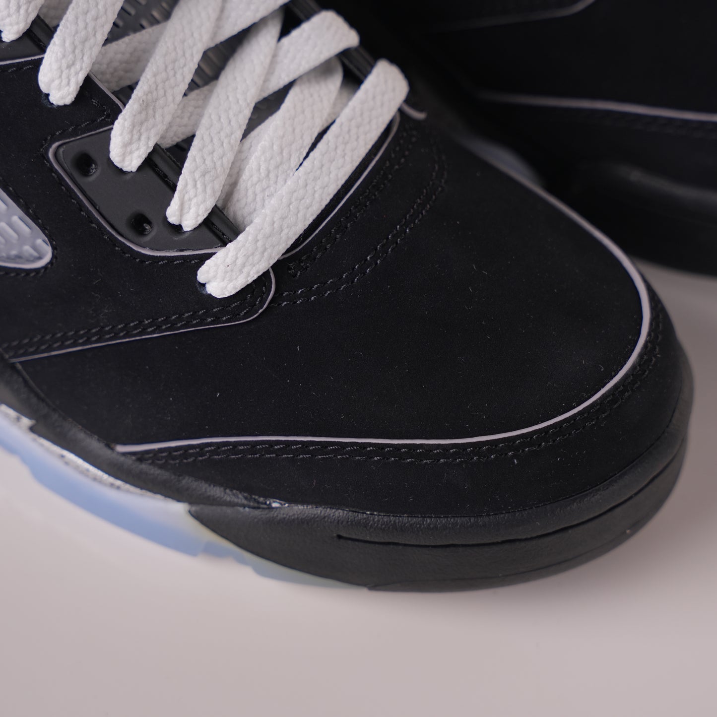 Air Jordan 5 Retro OG Black Metallic Reimagined HF3975-001