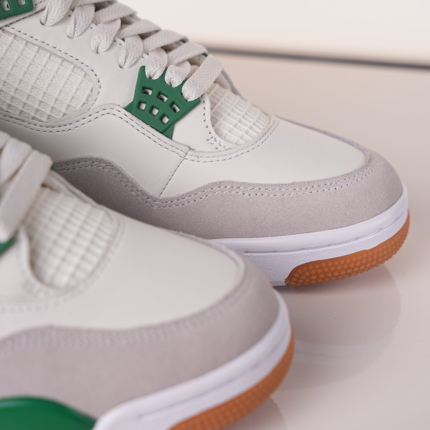 Air Jordan 4 SB Pine Green DR5415-103
