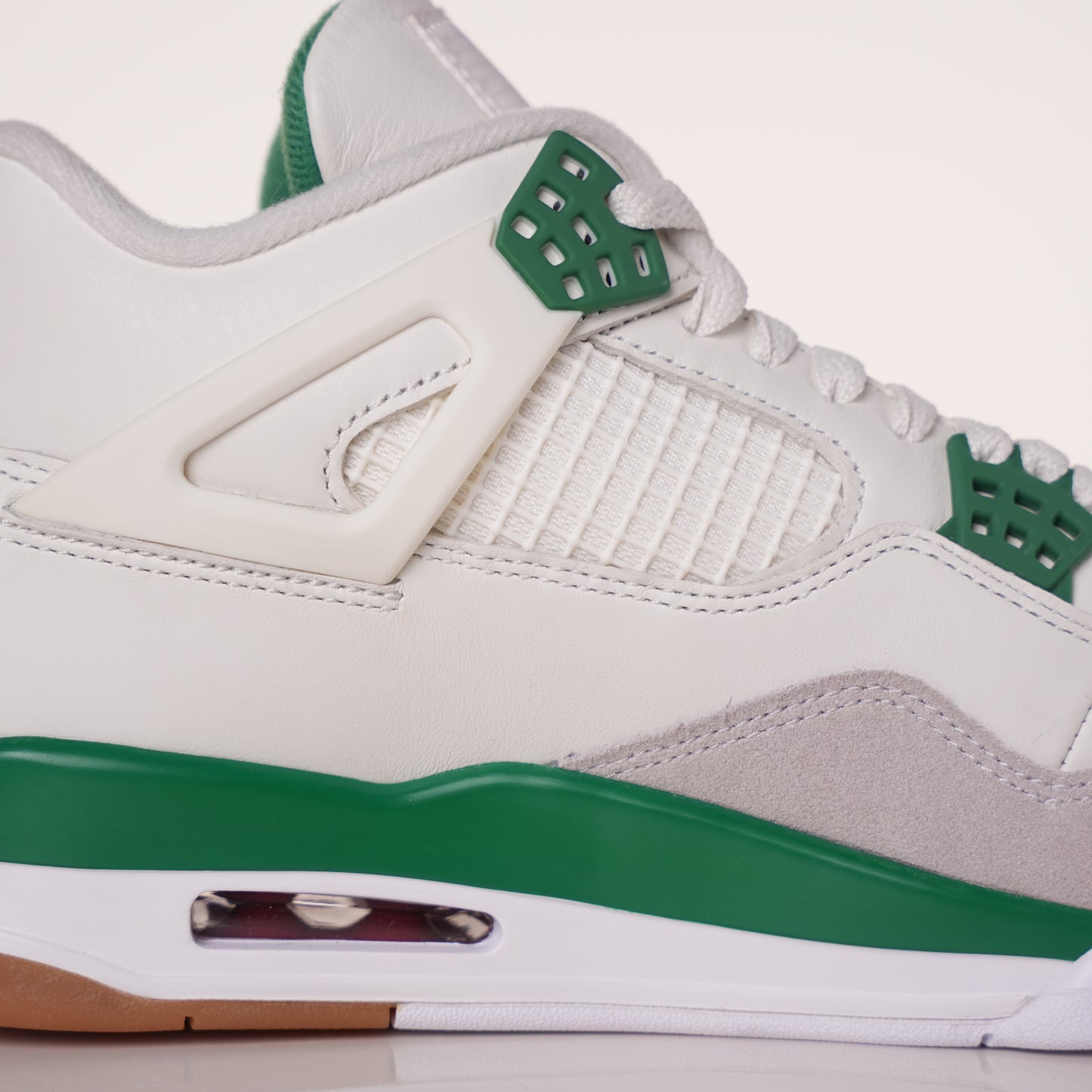 Air Jordan 4 SB Pine Green DR5415-103