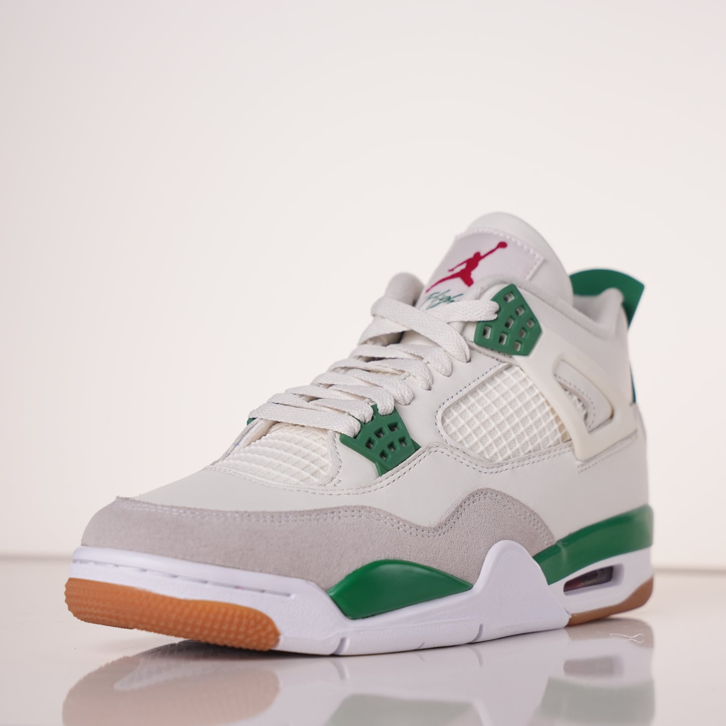 Air Jordan 4 SB Pine Green DR5415-103