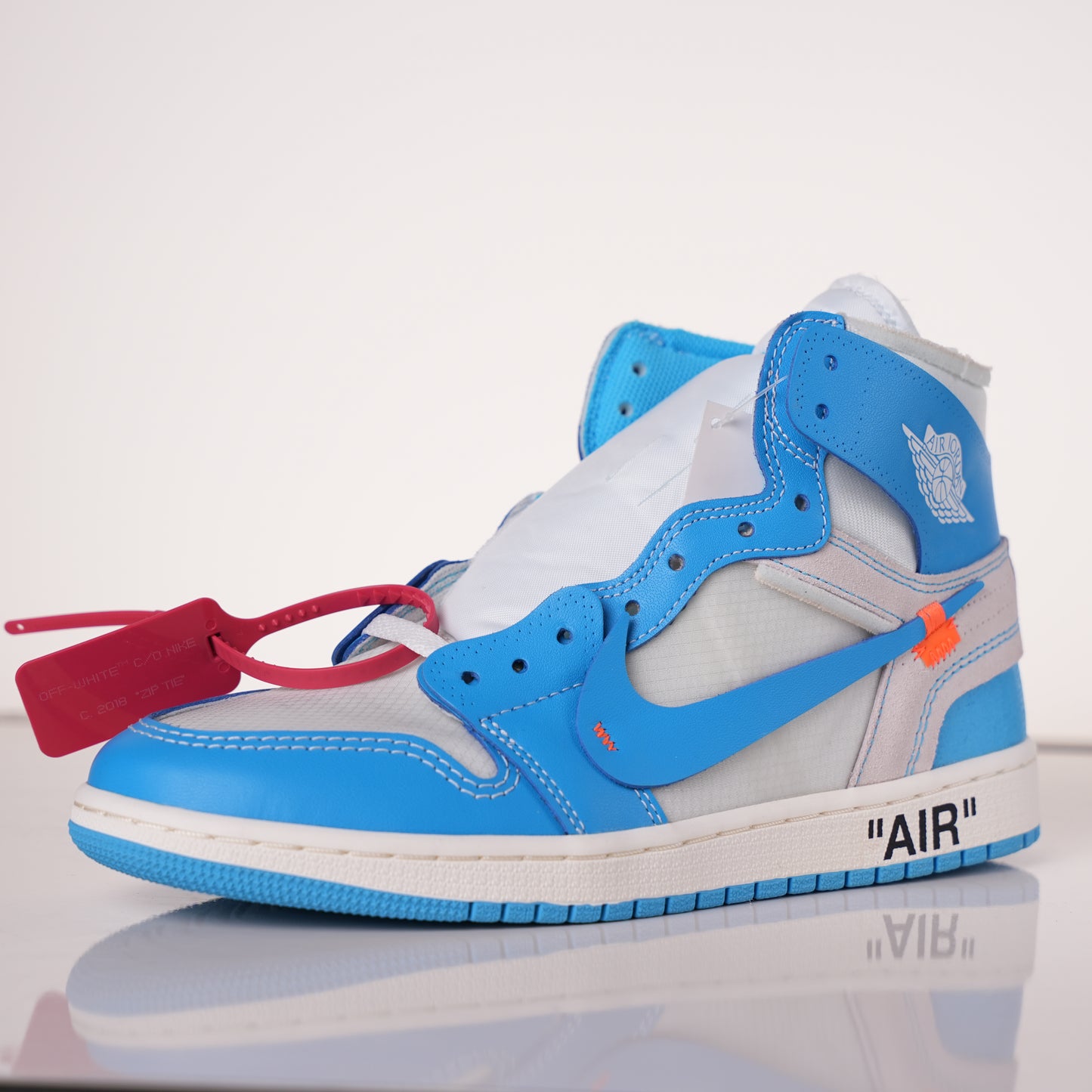 Air Jordan 1 Retro High Off-White University Blue AQ0818-148