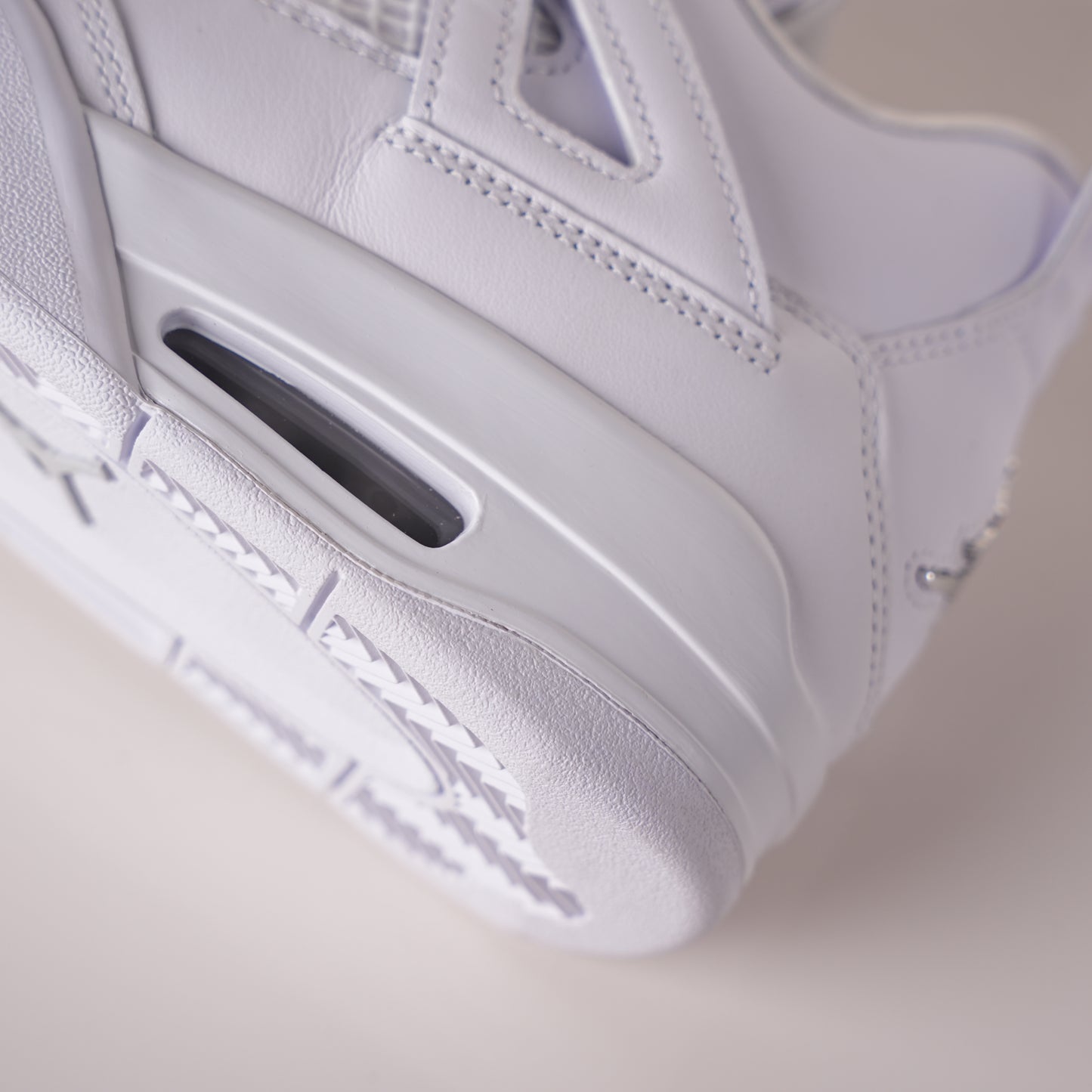 Air Jordan 4 Retro Pure Money 308497-100